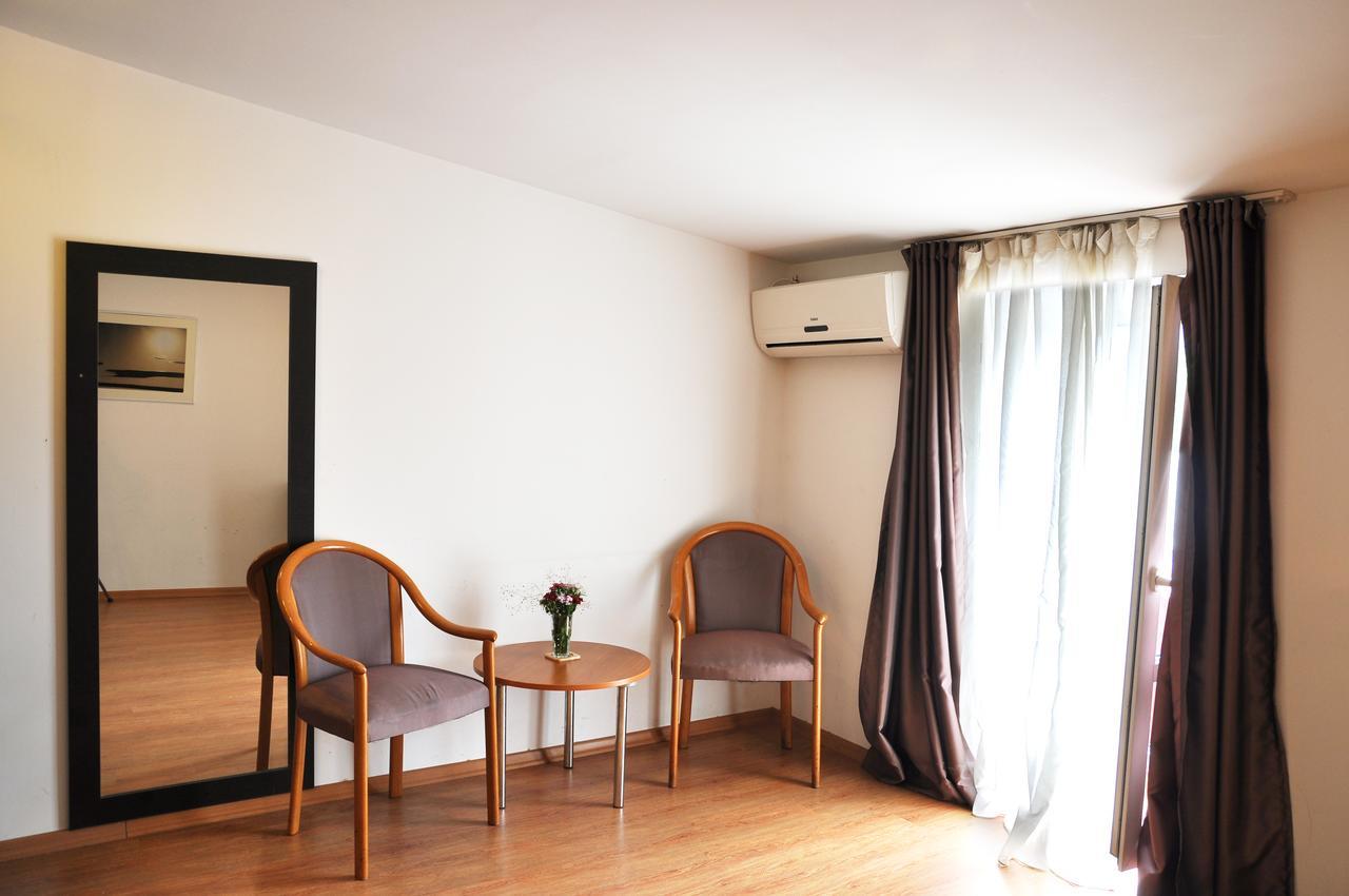 Hotel Corner Tbilisi Exterior photo